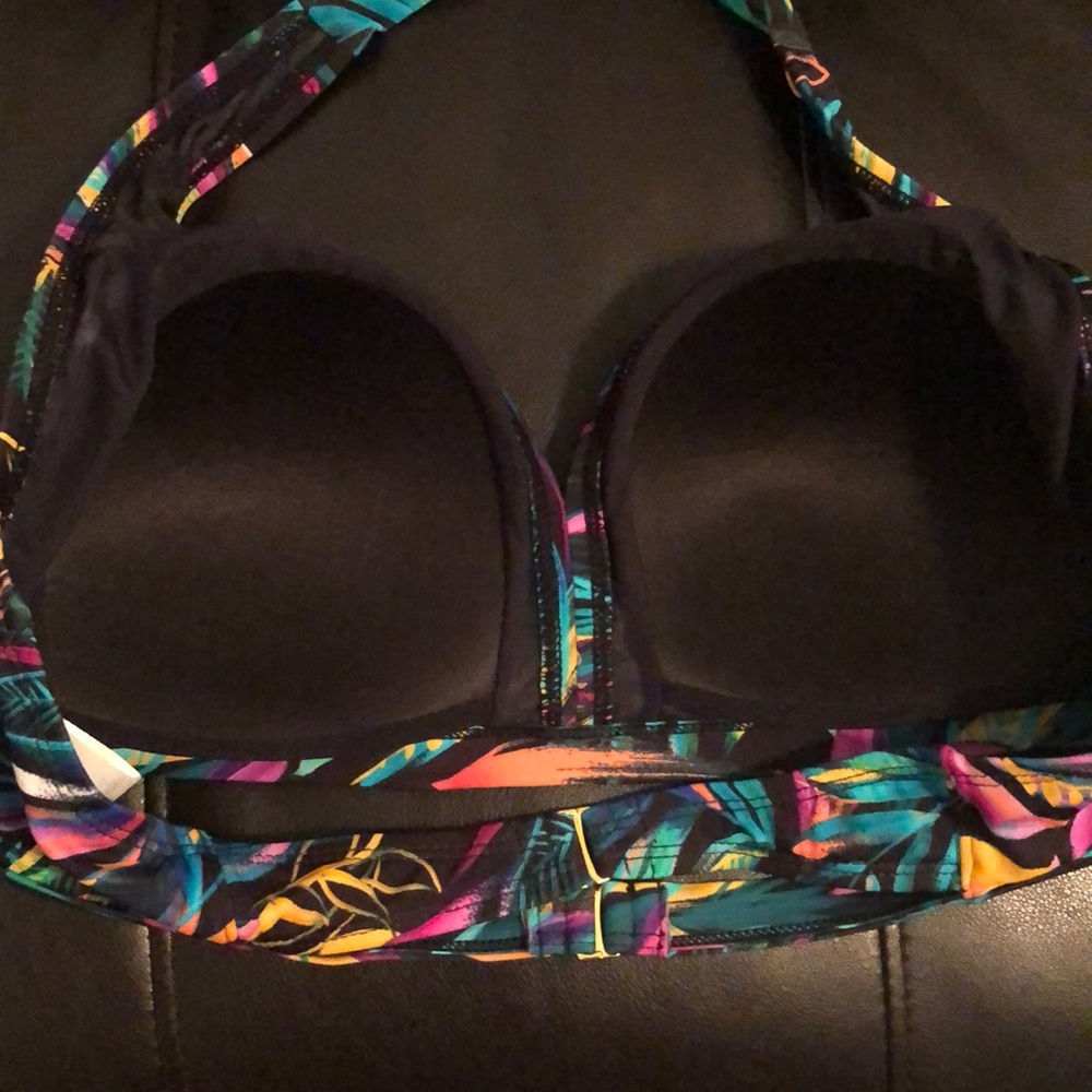 Halter bikini top - Picture 4 of 4